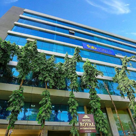 แฟ็บโฮเทล รอยัล อินเตอร์เนชั่นแนล Hotel มุมไบ ภายนอก รูปภาพ