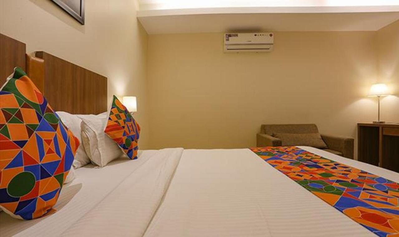 แฟ็บโฮเทล รอยัล อินเตอร์เนชั่นแนล Hotel มุมไบ ภายนอก รูปภาพ