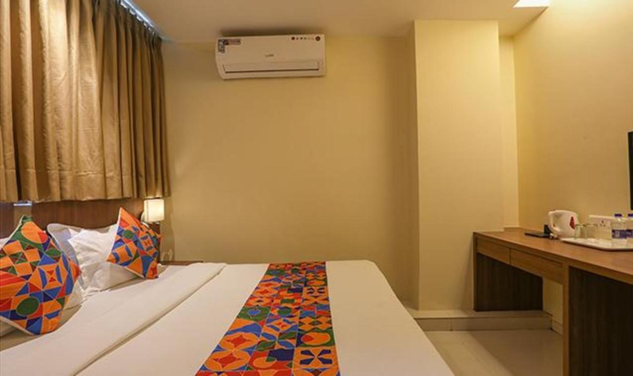 แฟ็บโฮเทล รอยัล อินเตอร์เนชั่นแนล Hotel มุมไบ ภายนอก รูปภาพ