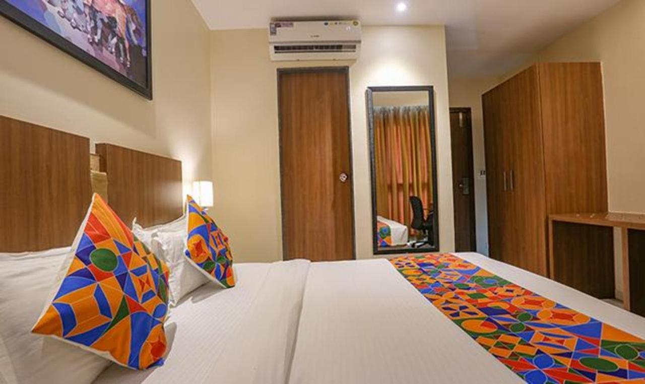 แฟ็บโฮเทล รอยัล อินเตอร์เนชั่นแนล Hotel มุมไบ ภายนอก รูปภาพ